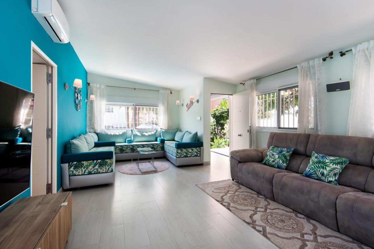 Villa Palm Beach Marina Benalmadena 3 Min Walking From The Sea Buitenkant foto
