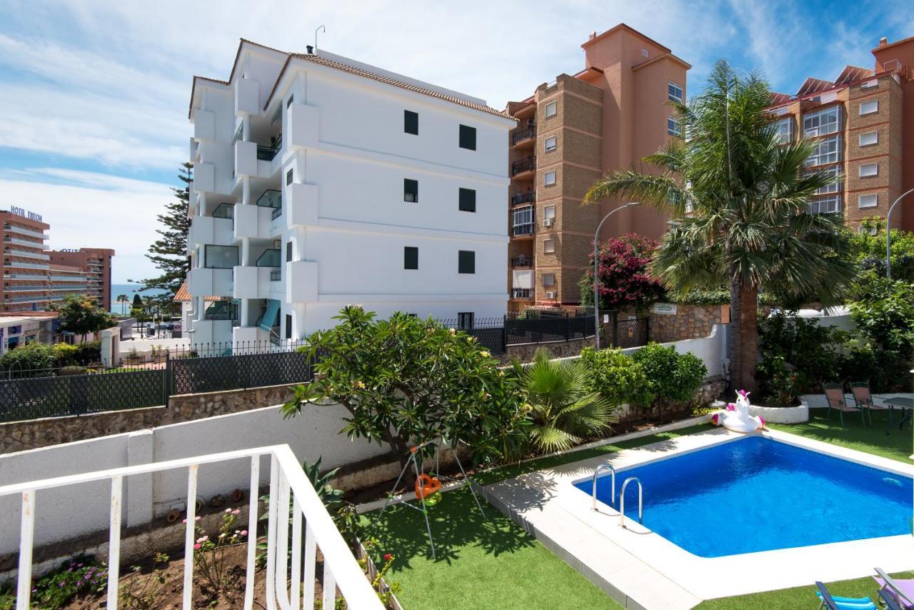 Villa Palm Beach Marina Benalmadena 3 Min Walking From The Sea Buitenkant foto