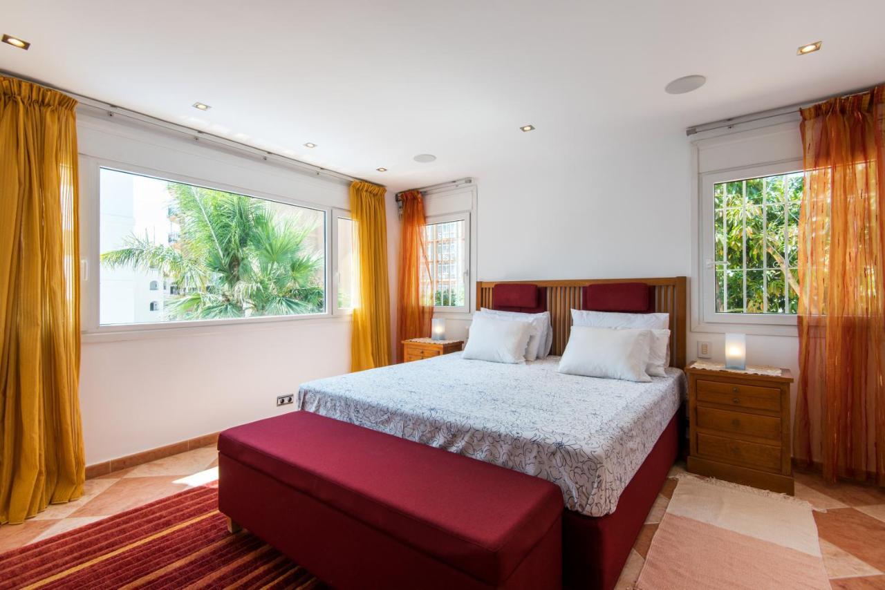 Villa Palm Beach Marina Benalmadena 3 Min Walking From The Sea Buitenkant foto
